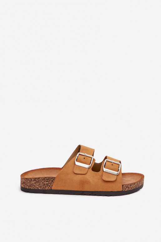 Chinelos femininos com uma plataforma com fivelas cor marrom Livara Chinelos femininos com uma plataforma com fivelas cor marrom Livara