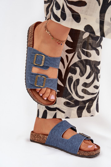 Chinelos femininos em jeans escuro com plataforma e fivelas Vesina