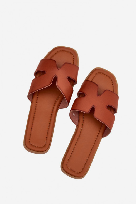 Chinelos Apartamento feminino Com recortes cor marrom Salyra Chinelos Apartamento feminino Com recortes cor marrom Salyra