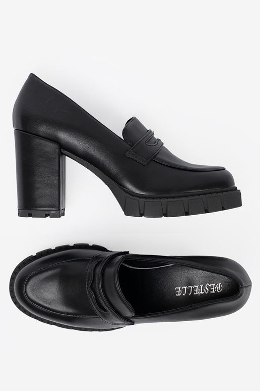 cor preta mocassins no calcanhar z traperoParaą podeszParaą