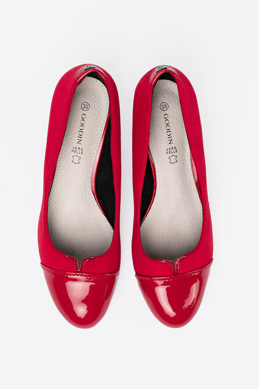 cor vermelha salto alto z lakieroParaanym noskiem cor vermelha salto alto z lakieroParaanym noskiem