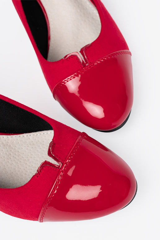 cor vermelha salto alto z lakieroParaanym noskiem cor vermelha salto alto z lakieroParaanym noskiem