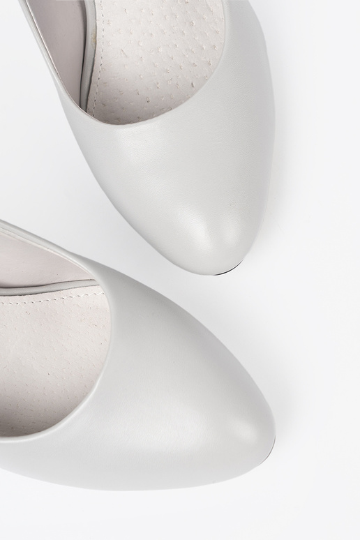 cor cinza um clássico salto alto salto alto