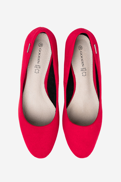 cor vermelha salto alto na pratam słupku cor vermelha salto alto na pratam słupku