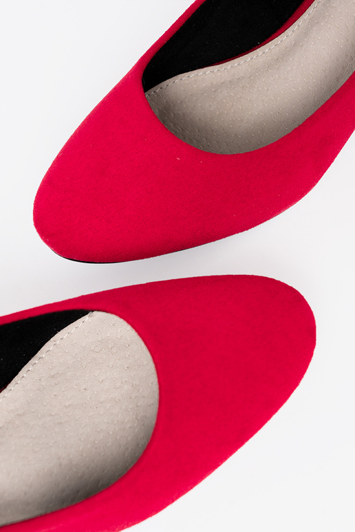 cor vermelha salto alto na pratam słupku cor vermelha salto alto na pratam słupku