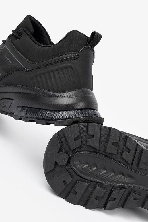 Estilo esportivo obuParaie cor preta DK z technologią Aqua Casca mole