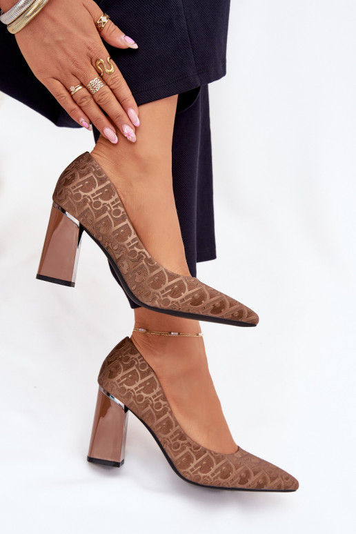 Sapatos de salto alto Com decorações Tłoczeniem Vinceza 62254 cor marrom Sapatos de salto alto Com decorações Tłoczeniem Vinceza 62254 cor marrom