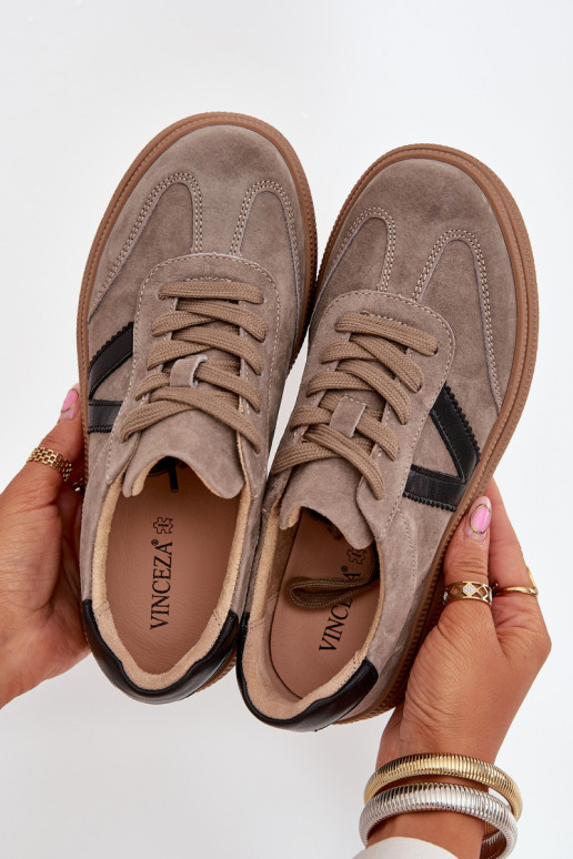 de camurça À modalo de tênis Feminino com uma plataforma Vinceza 79562 bege de camurça À modalo de tênis Feminino com uma plataforma Vinceza 79562 bege