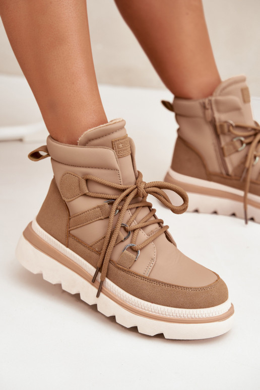 Botas femininas com uma plataforma cor marrom Liorae