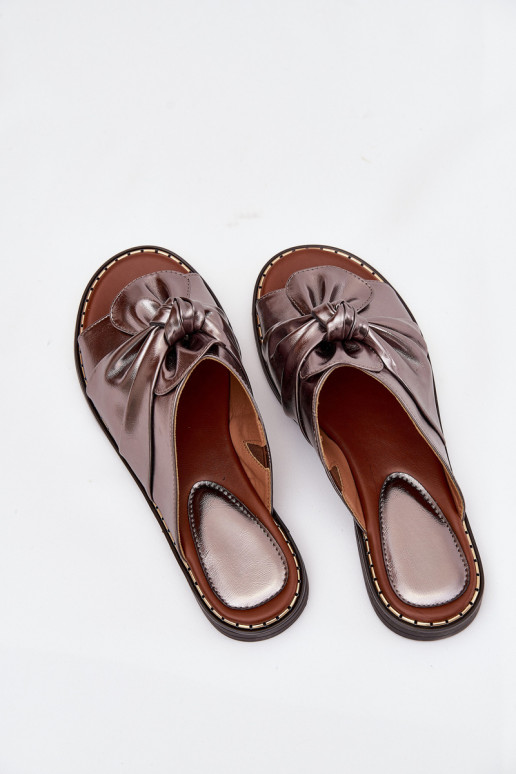 Chinelos femininos com salto largo cor cinza Nelvira