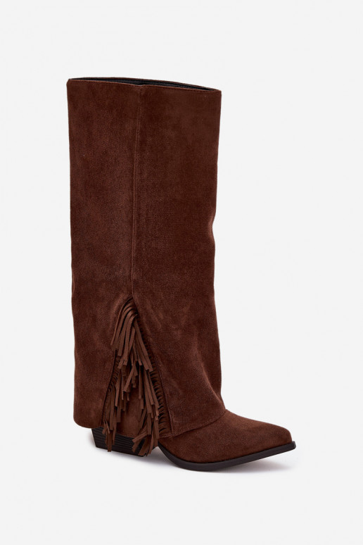 Um modelo atraente botas estilo vaqueiro Feminino com salto com franjas cor marrom Zalia