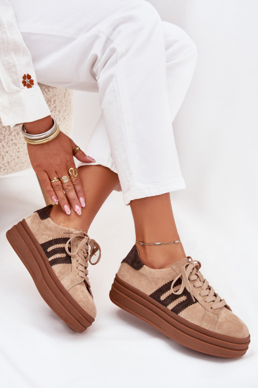 À modalo de tênis Feminino com uma plataformaHabilitadoturalnego de camurçau bege Eldira À modalo de tênis Feminino com uma plataformaHabilitadoturalnego de camurçau bege Eldira