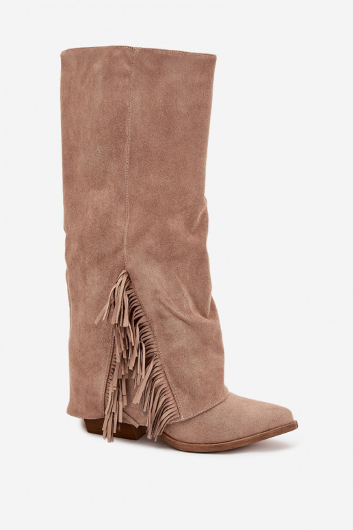 Um modelo atraente botas estilo vaqueiro Feminino com salto com franjas bege Zalia