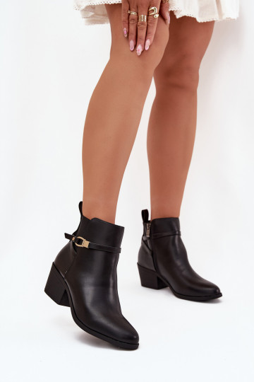Botas femininas Casal o castelocom listrasem I cor douradam Detalem cor preta Zelinae 2