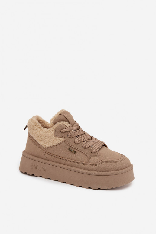 À modalo de tênis Feminino com uma plataforma com um casaco de pele Typu Baranek Big Star SS274105 bege À modalo de tênis Feminino com uma plataforma com um casaco de pele Typu Baranek Big Star SS274105 bege