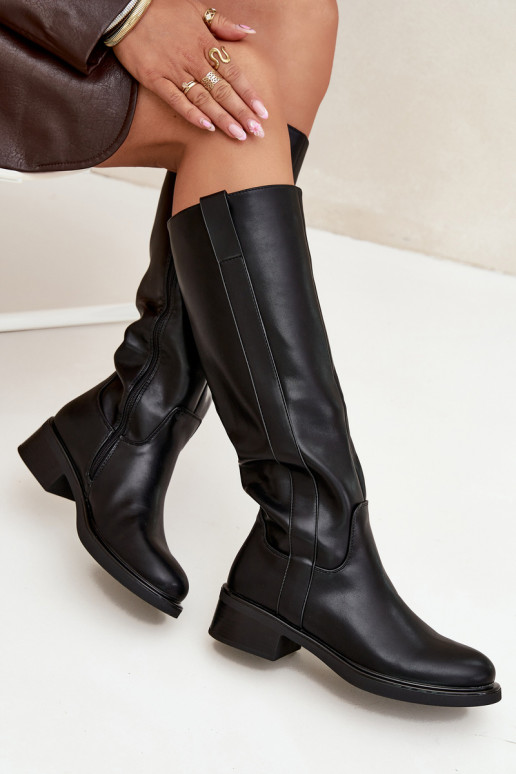 Botas femininas de cano longo com salto baixo, forradas, na cor preta Averna