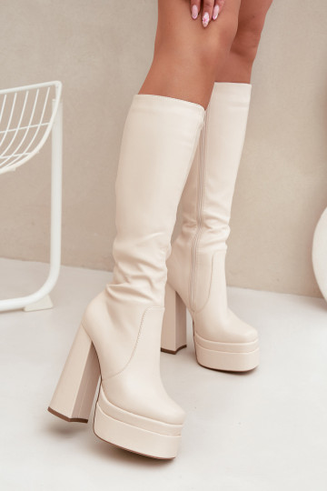 Botas femininos de cano alto acolchoados com salto e plataforma na cor marfim "Lysara"