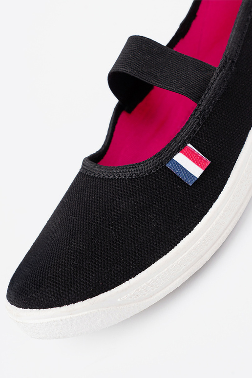 cor preta sapato z flexívelm paskiem  cor preta sapato z flexívelm paskiem