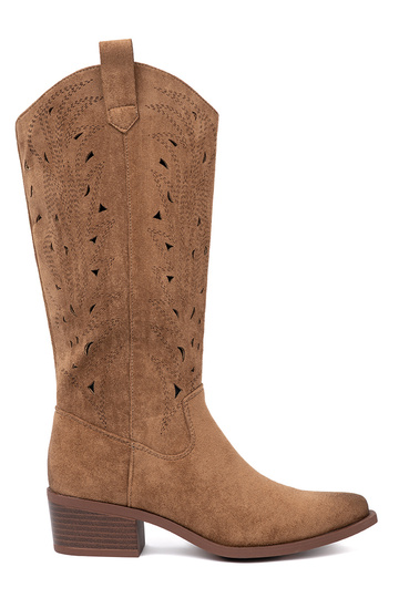botas przed kolano cor marrom a céu aberto 2