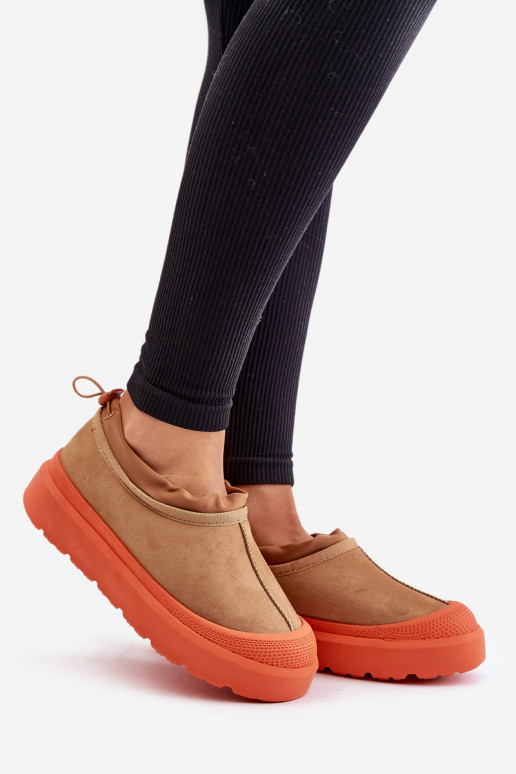 Botas de neve Feminino com uma plataforma Com um top baixo cor marrom Izamine