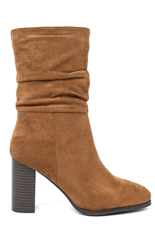 cor caramelo sapato com top babado i obcasem