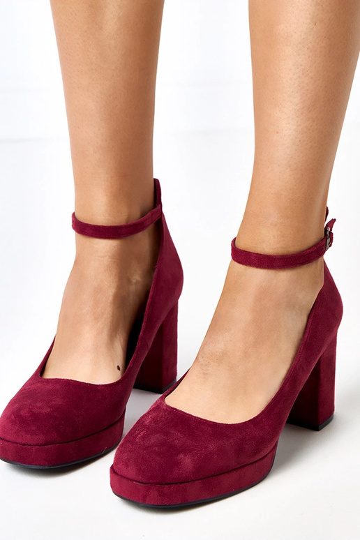 Sapatos bordô com salto robusto Barola Sapatos bordô com salto robusto Barola