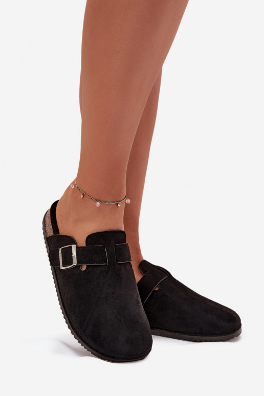 Chinelos Tamancos Feminino com uma plataforma cor prata com fivelas Big Star SS274736 cor preta