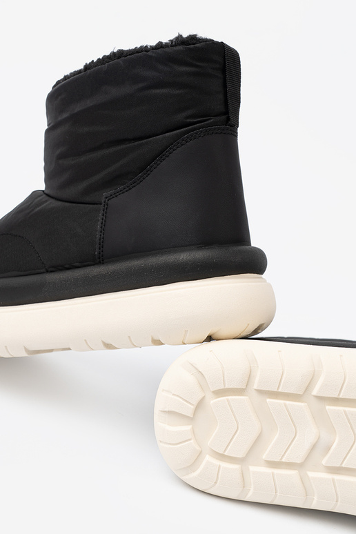 EModoodporne Botas de neve cor preta z futrzanym Paranętrzem