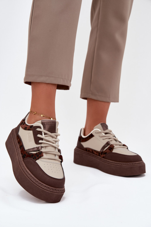 Feminino À modalo de tênis com uma plataforma Big Star SS274356 com padrões de pele de leopardo marrom-bege Feminino À modalo de tênis com uma plataforma Big Star SS274356 com padrões de pele de leopardo marrom-bege