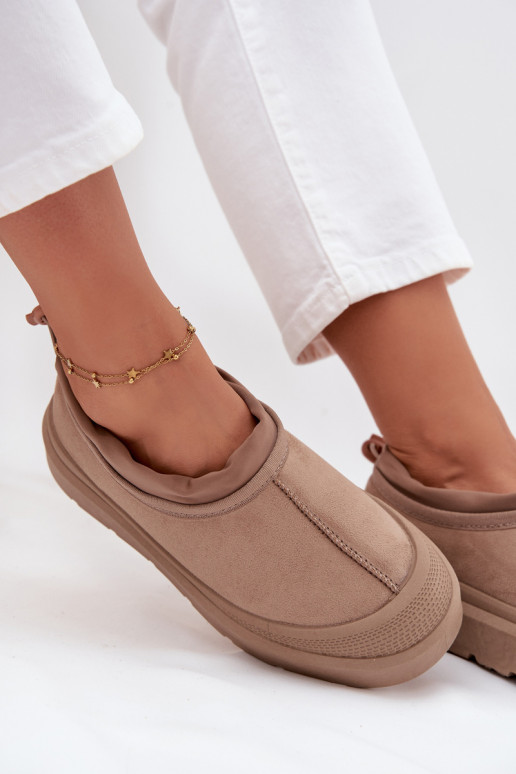 Botas de neve Feminino com uma plataforma Com um top baixo bege Izamine