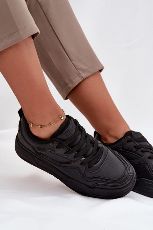 À modalo de tênis Feminino com uma plataforma Big Star SS274589 HI-POLY SYSTEM cor preta