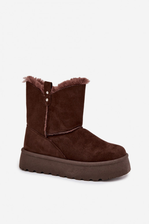 Feminino Botas de neve com uma plataforma com um casaco de pele CzekoladoParae Evelira Feminino Botas de neve com uma plataforma com um casaco de pele CzekoladoParae Evelira