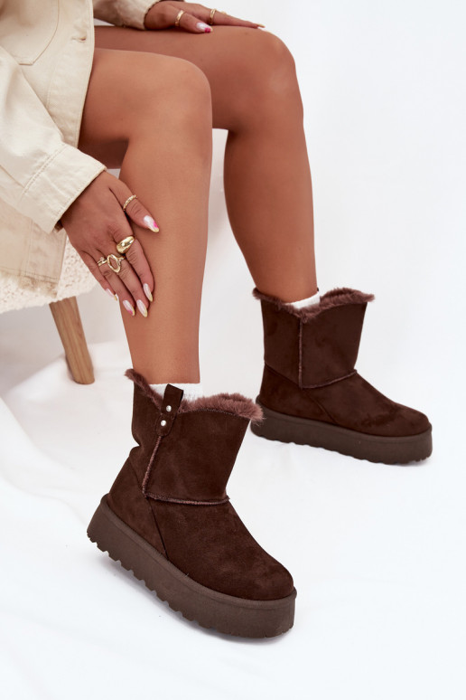 Feminino Botas de neve com uma plataforma com um casaco de pele CzekoladoParae Evelira Feminino Botas de neve com uma plataforma com um casaco de pele CzekoladoParae Evelira