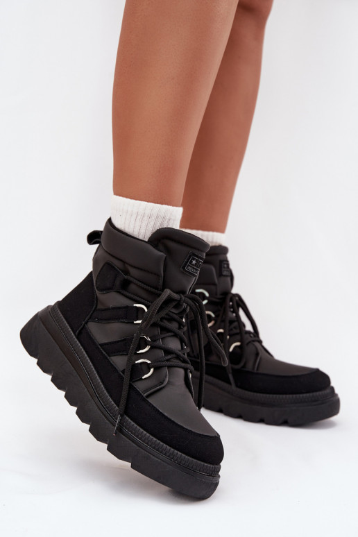 Botas femininas com uma plataforma cor preta Liorae