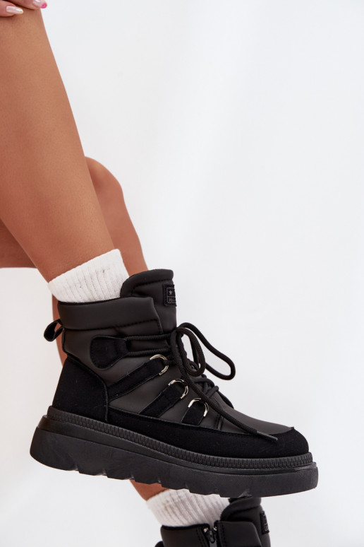 Botas femininas com uma plataforma cor preta Liorae