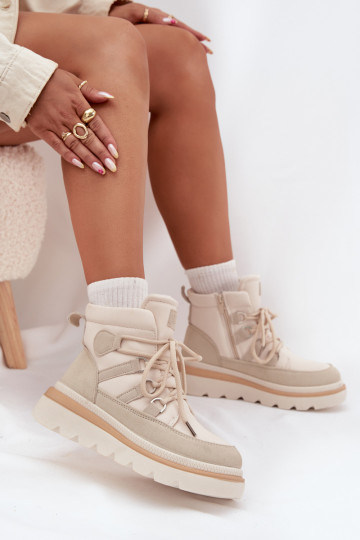 Botas femininas com uma plataforma cor de marfim Liorae