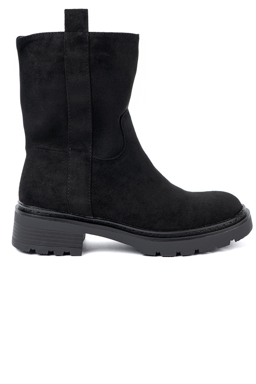 À moda sapato no tornozelo z grubą, czarną podeszParaą