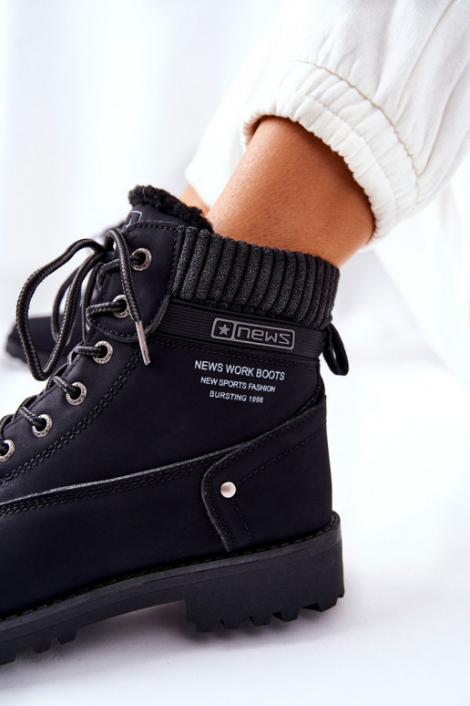 Botas femininas cor preta Grunders