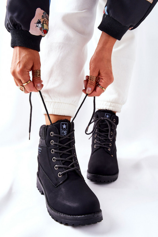 Botas femininas cor preta Grunders