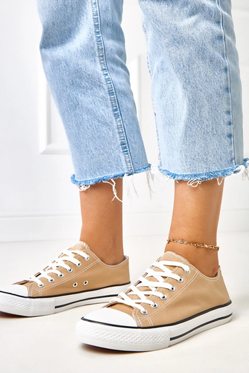 Tênis femininos clássicos...