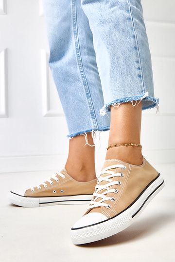 Tênis femininos clássicos... 2