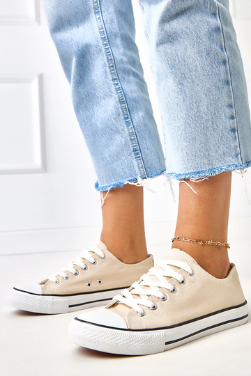 Tênis femininos clássicos...