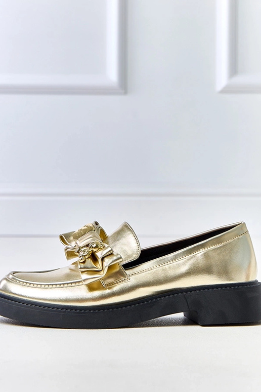 Mocassins dourados com laço e ursinho... Mocassins dourados com laço e ursinho...