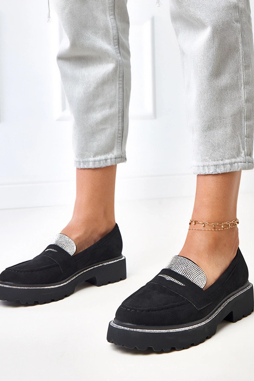 Mocassins pretos de camurça sintética...