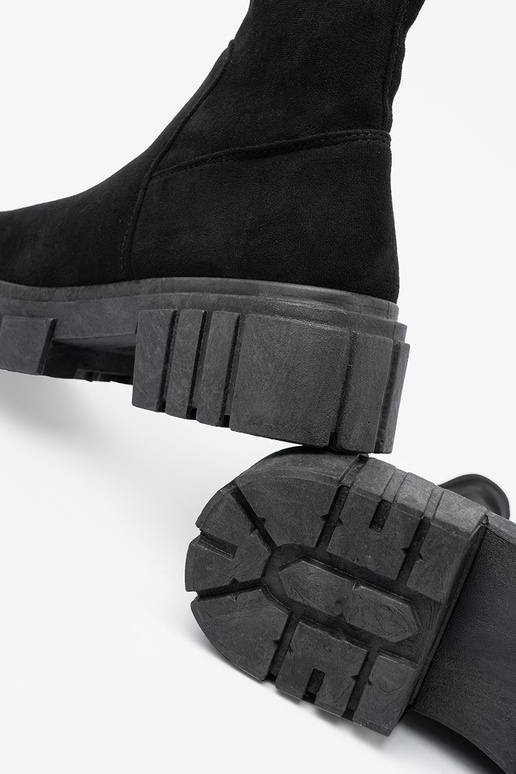 Botas femininas pretas de camurça