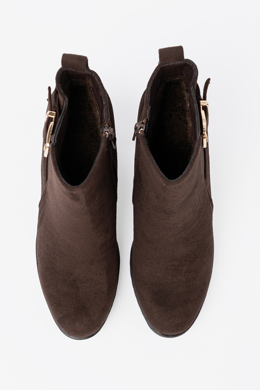 marrom escuro botas com fivela decorativa