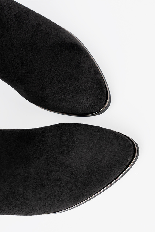 Botas de camurça cor preta z eleganckim marszczeniem