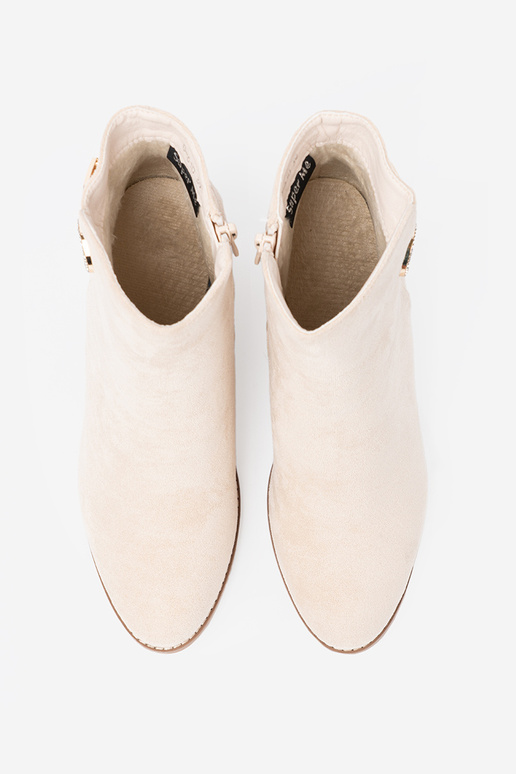 cor de marfim botas com fivela decorativa cor de marfim botas com fivela decorativa
