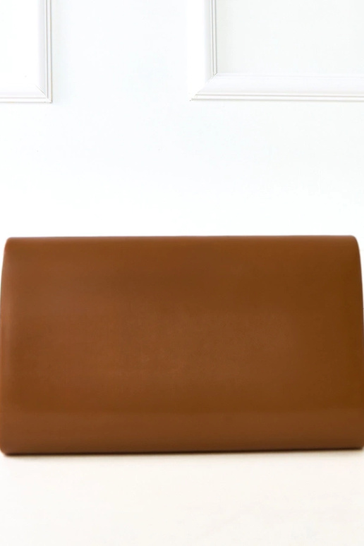 Bolsa de mão em forma de envelope na...