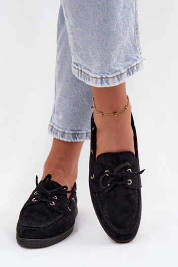 Mocassins femininos pretos com detalhes estilosos Calivra 2